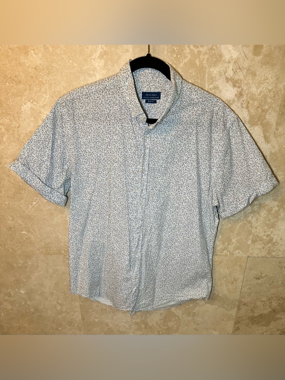 Zara White Short-Sleeve Button-Up Shirt with Blue Microprint